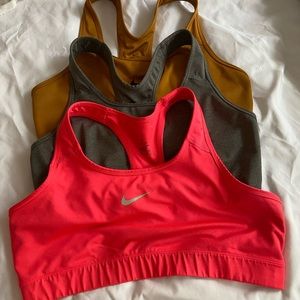 3 Nike DriFit XL Sportsbras